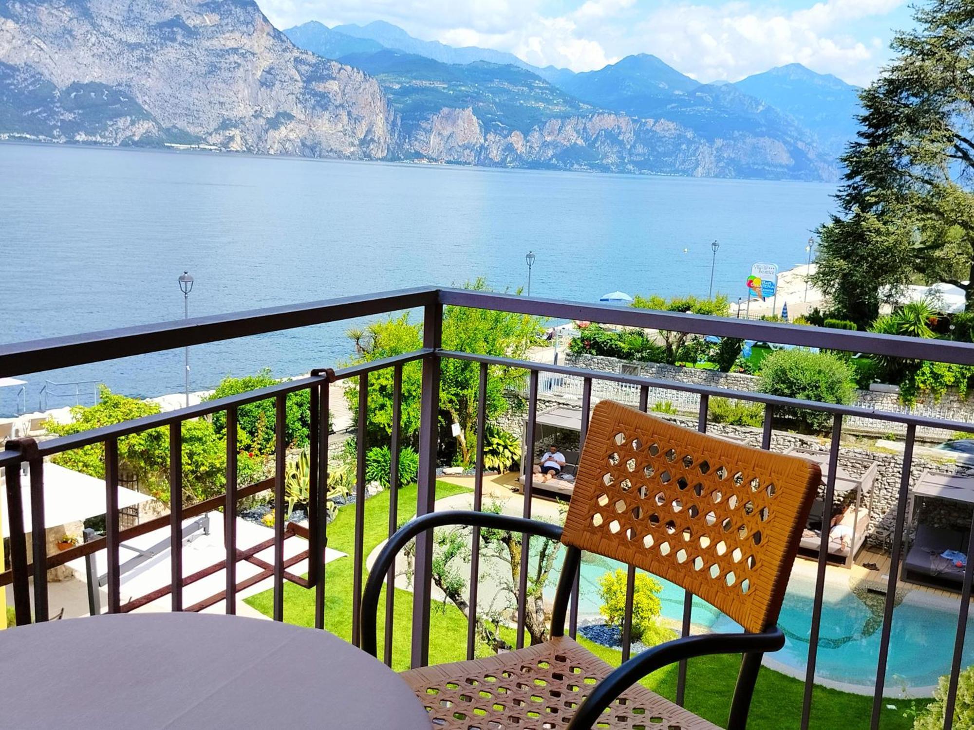 Lake Front Hotel Brenzone Zewnętrze zdjęcie