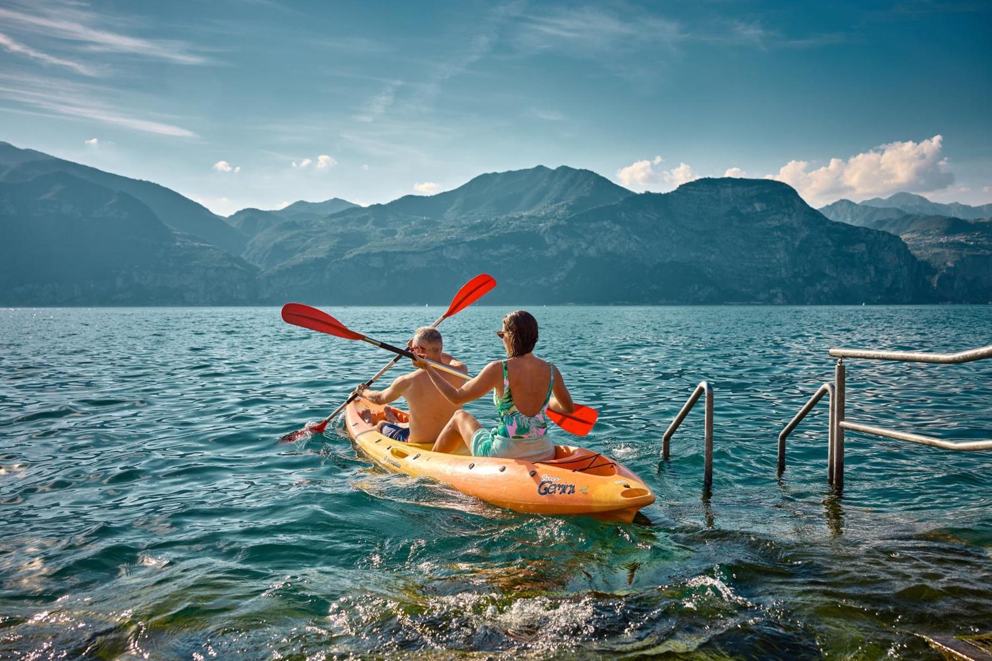 Lake Front Hotel Brenzone Zewnętrze zdjęcie